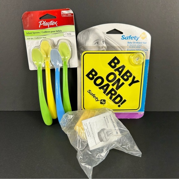 Lot of Infant baby shower gift set Accessories OS - Picture 12 of 13